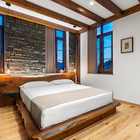 Ξενοδοχείο Grandview Μπεράτ