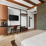 Grandview Hotel 4*