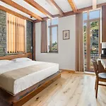 Hotel Grandview Berat